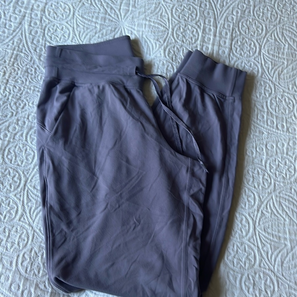 Purple lululemon relaxed joggers size 6